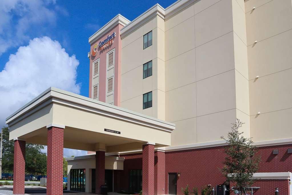Comfort Suites Gainesville Near University Ngoại thất bức ảnh