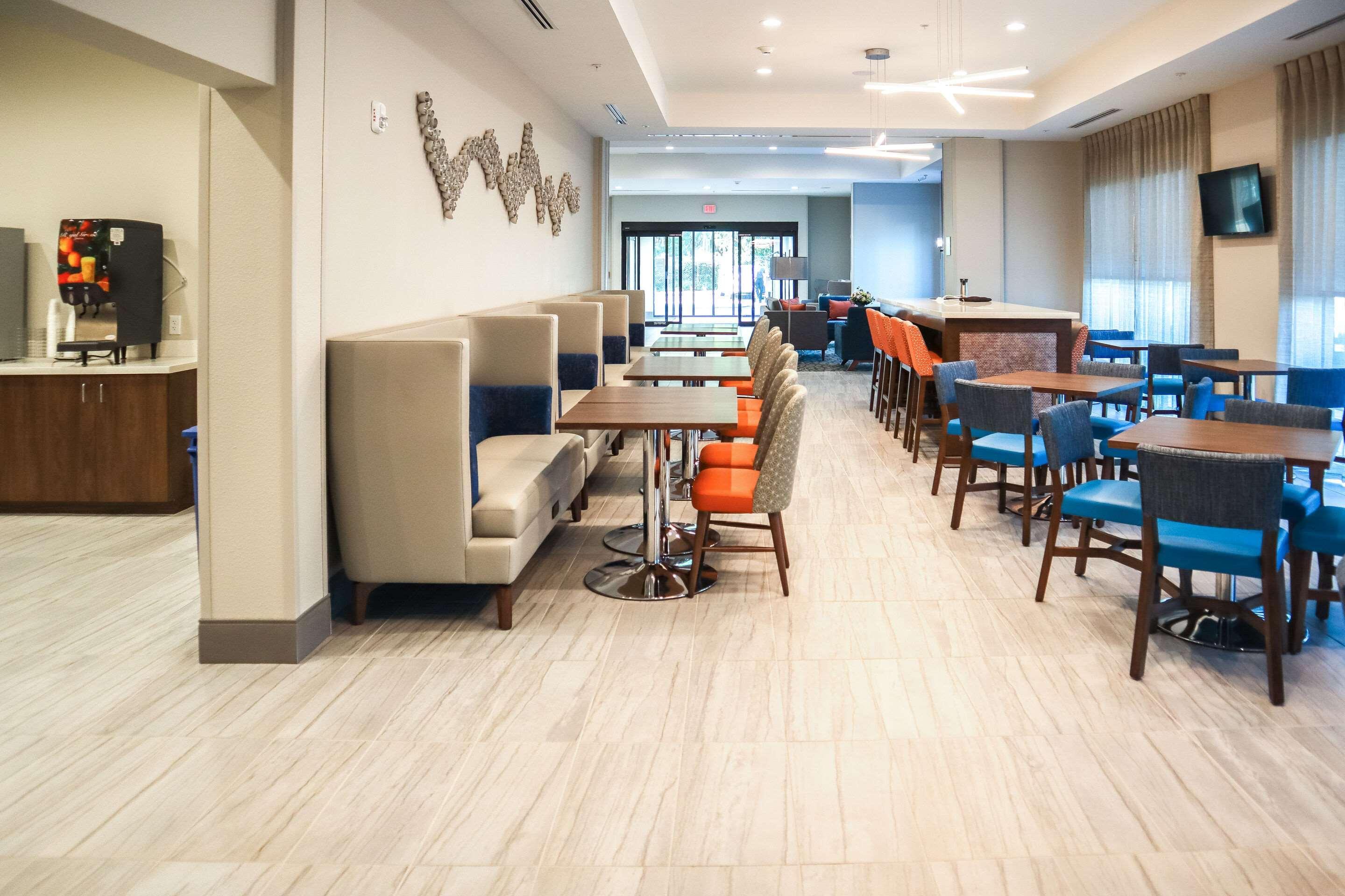 Comfort Suites Gainesville Near University Ngoại thất bức ảnh