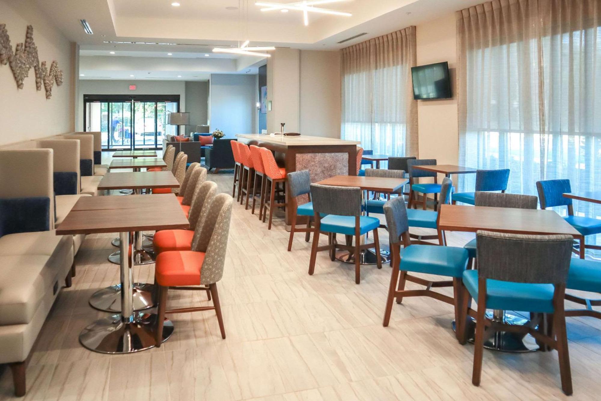 Comfort Suites Gainesville Near University Ngoại thất bức ảnh