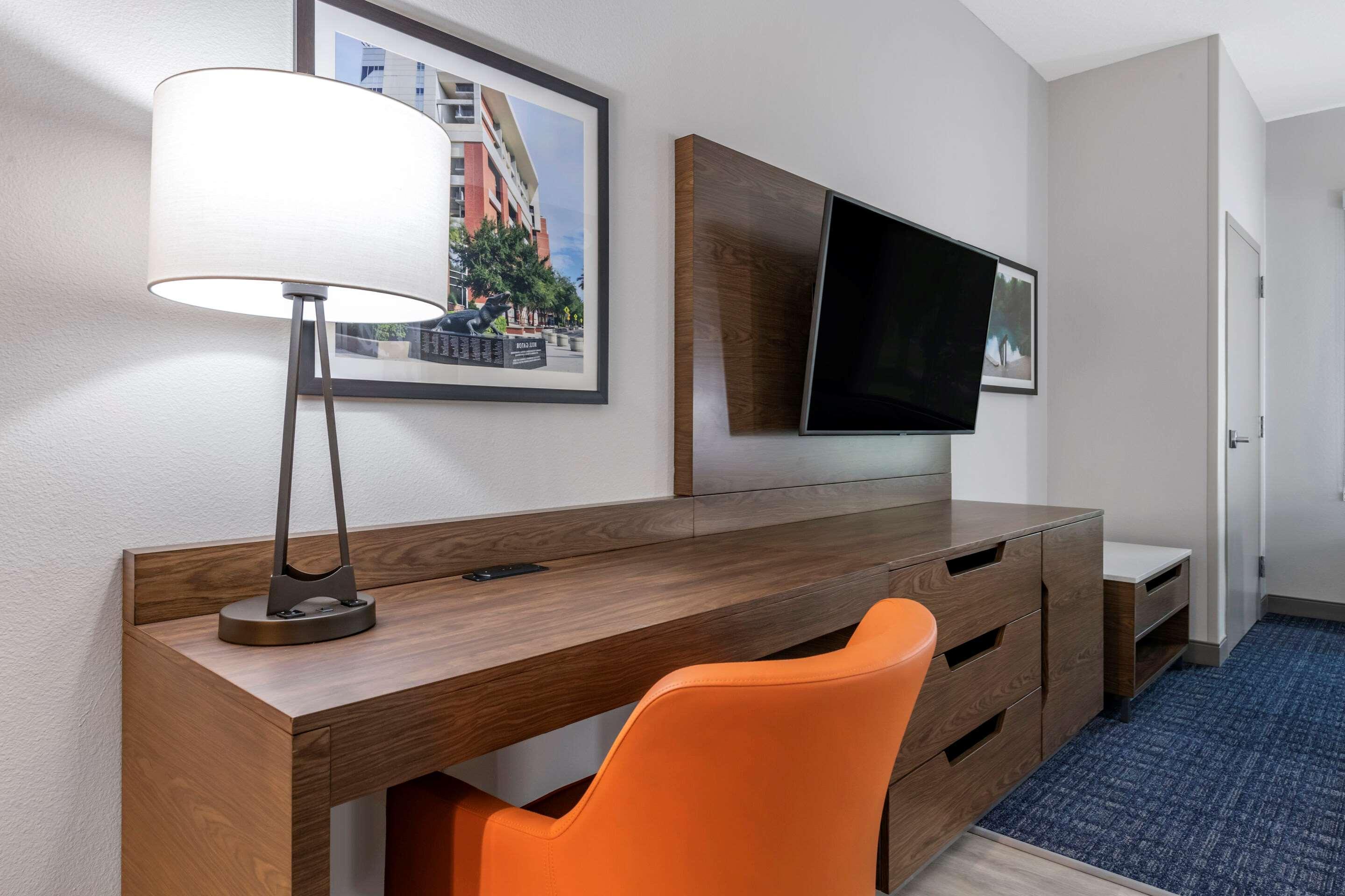 Comfort Suites Gainesville Near University Ngoại thất bức ảnh